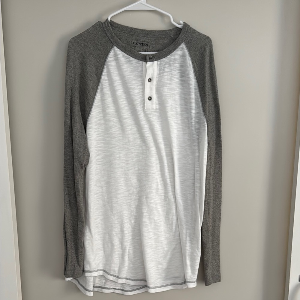 Express Men's Two-Tone Henley Shirt - large